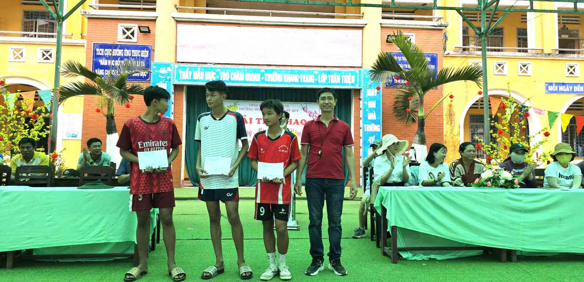 Phát thuong2